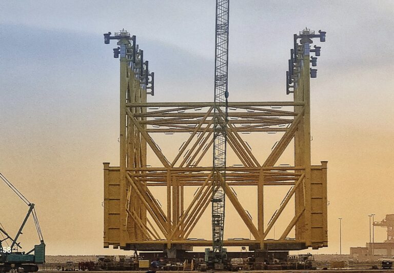 OFFSHORE SURGE AND SWAY FENDER