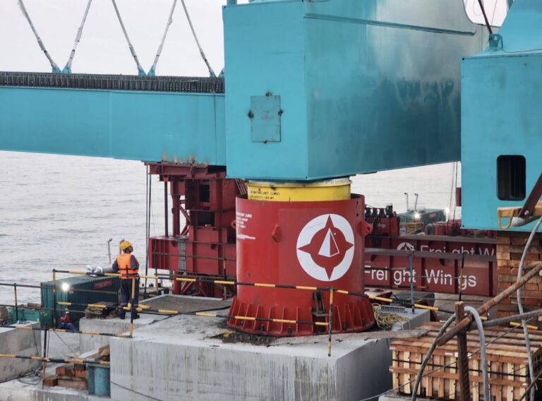 OFFSHORE STABBING CONE LEG MATING UNIT FLOATOVER OPERATION OFFSHORE JACKET TOPSIDE